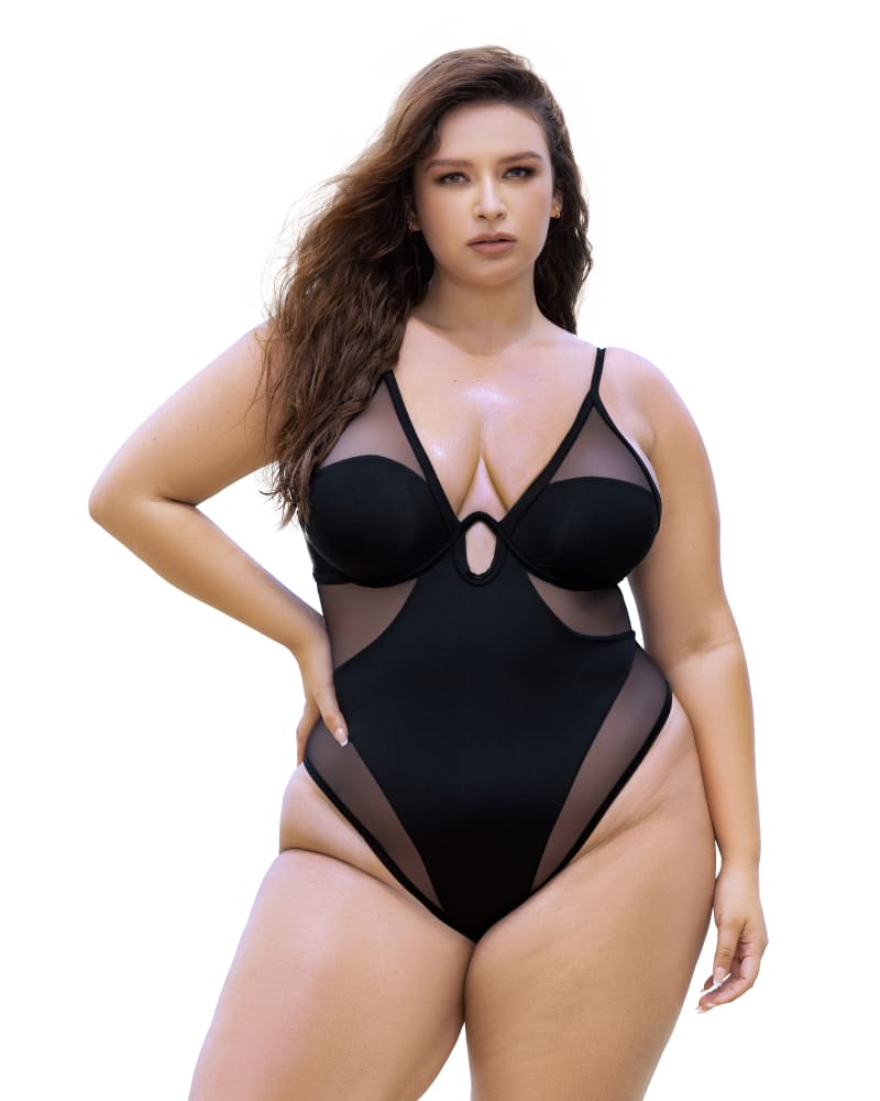 Front of a model wearing a size 1X/2X Underwired One Piece Swimsuit in Black by Mapalé. | dia_product_style_image_id:271751